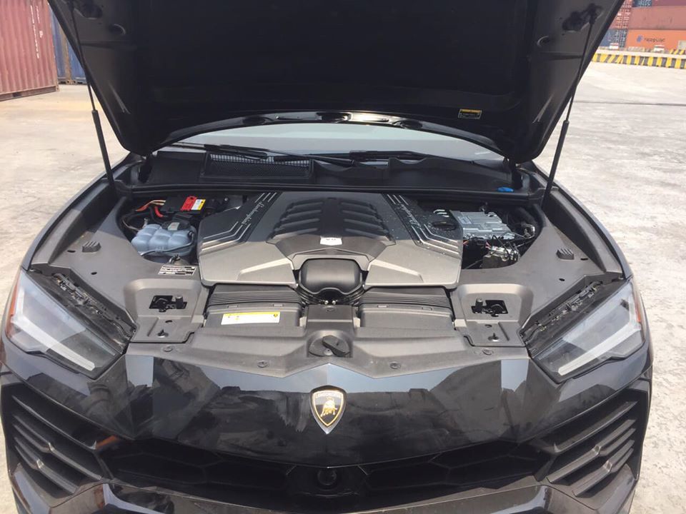 Động cơ Lamborghini Urus của Dương Kon Động cơ Lamborghini Urus của Dương Kon