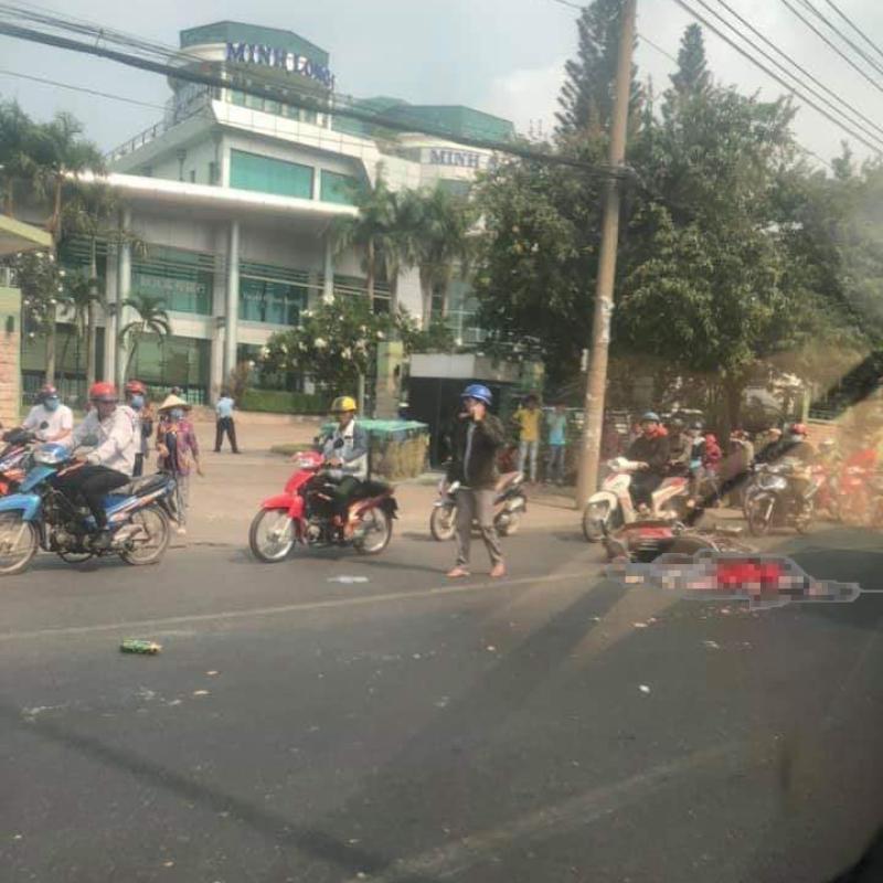 Vụ tai nạn l&agrave;m c&ocirc; g&aacute;i ngồi ph&iacute;a sau xe m&aacute;y tử vong tại chỗ