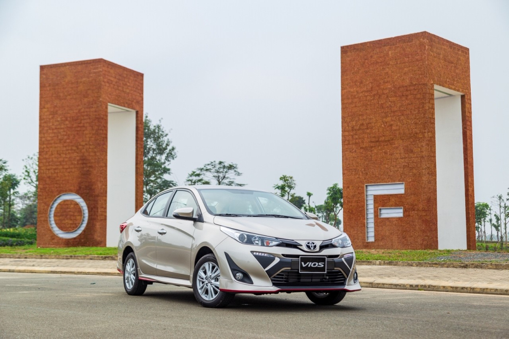 Với ưu đ&atilde;i giảm gi&aacute; tới 100 triệu đồng tại đại l&yacute;, Toyota Vios một lần nữa trở th&agrave;nh sản phẩm c&oacute; sức b&aacute;n tốt nhất thị trường trong th&aacute;ng 2