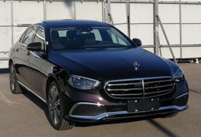 Mercedes-Benz E-Class L 2021 dành cho thị trường Trung Quốc Mercedes-Benz E-Class L 2021 dành cho thị trường Trung Quốc