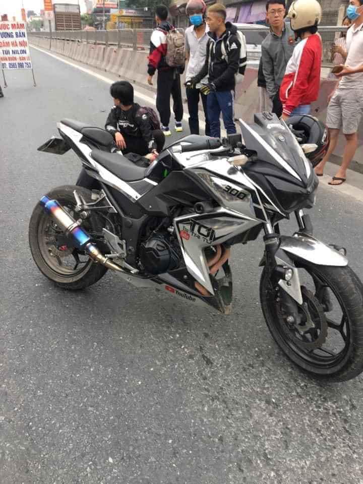 H&igrave;nh ảnh ghi lại hiện trường vụ tai nạn c&oacute; li&ecirc;n quan đến xe ph&acirc;n khối lớn của Tới T&agrave;i Tử