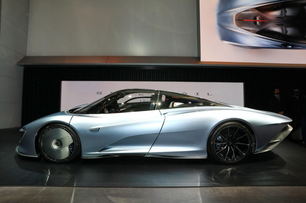 Đại lý McLaren Hồng Kông cho biết chiếc siêu xe McLaren Speedtail đầu tiên đến Hương Cảng có thể là vào đầu Quý II năm 2020. Hai xe còn lại có thể được giao hàng vào năm 2021. Mỗi chiếc McLaren Speedtail đến Hồng Kông sẽ có giá khoảng 20 triệu đô la HKD, tương đương 59,7 tỷ đồng. Đại lý McLaren Hồng Kông cho biết chiếc siêu xe McLaren Speedtail đầu tiên đến Hương Cảng có thể là vào đầu Quý II năm 2020. Hai xe còn lại có thể được giao hàng vào năm 2021. Mỗi chiếc McLaren Speedtail đến Hồng Kông sẽ có giá khoảng 20 triệu đô la HKD, tương đương 59,7 tỷ đồng.