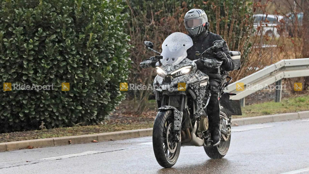 Ducati Multistrada V4 chạy thử nghiệm