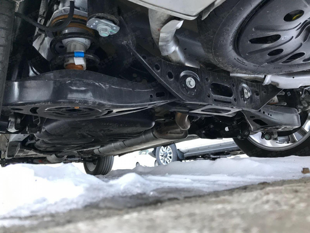 Hệ thống treo liên kết đa điểm trên Ford Everest 2021 Hệ thống treo liên kết đa điểm trên Ford Everest 2021