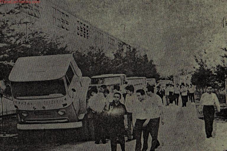 Hongwei GZ140 tại Chinese Export Commodities Fair, tháng 4 năm 1969 Hongwei GZ140 tại Chinese Export Commodities Fair, tháng 4 năm 1969