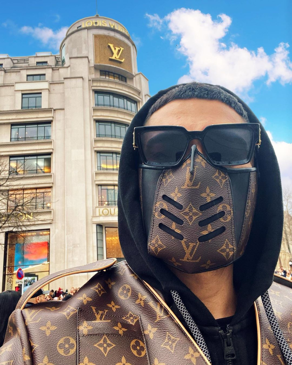  Tair Marassulov diện nguy&ecirc;n c&acirc;y Louis Vuitton
