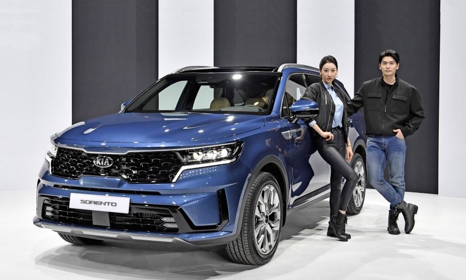 Kia Sorento 2021 có thiết kế ngoại hình cao cấp hơn Kia Sorento 2021 có thiết kế ngoại hình cao cấp hơn
