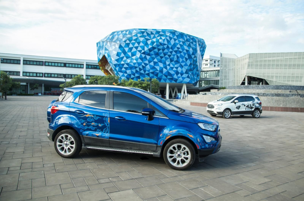 Ford EcoSport đang giảm tới gần 100 triệu đồng tại đại l&yacute;
