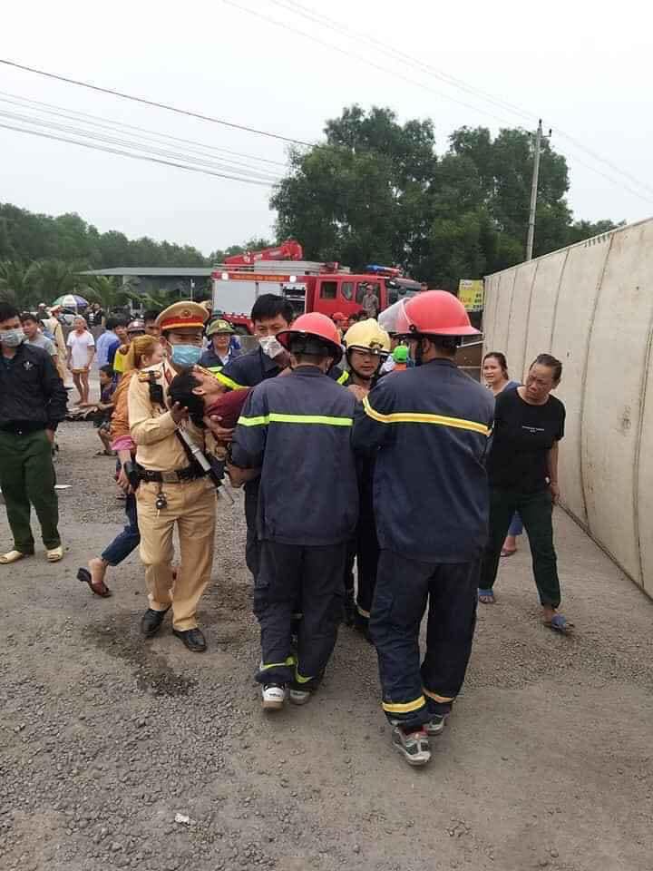 Tài xế xe container được cho gãy chân