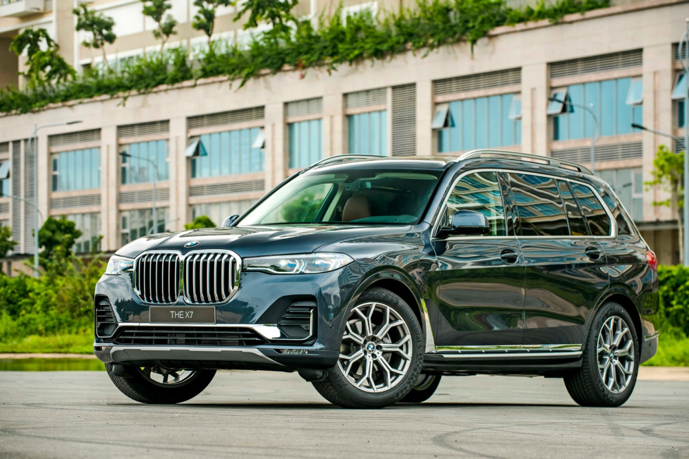BMW X7 chính hãng tiếp tục giảm giá kỷ lục tới 350 triệu đồng