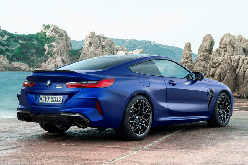 C&oacute; gi&aacute; kh&aacute; cao n&ecirc;n BMW 8-Series cũng k&eacute;n kh&aacute;ch