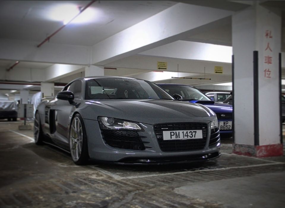 Chiếc si&ecirc;u xe Audi R8 l&uacute;c chưa xảy ra tai nạn đ&aacute;ng tiếc