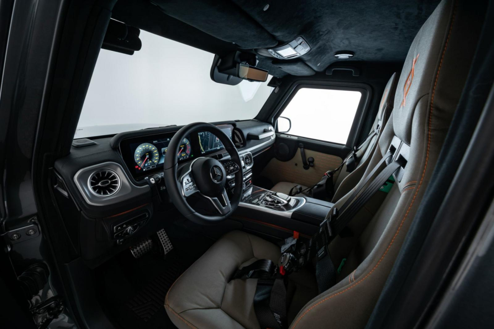 Nội thất bên trong Mercedes-Benz G-Class bọc thép chống đạn của Brabus