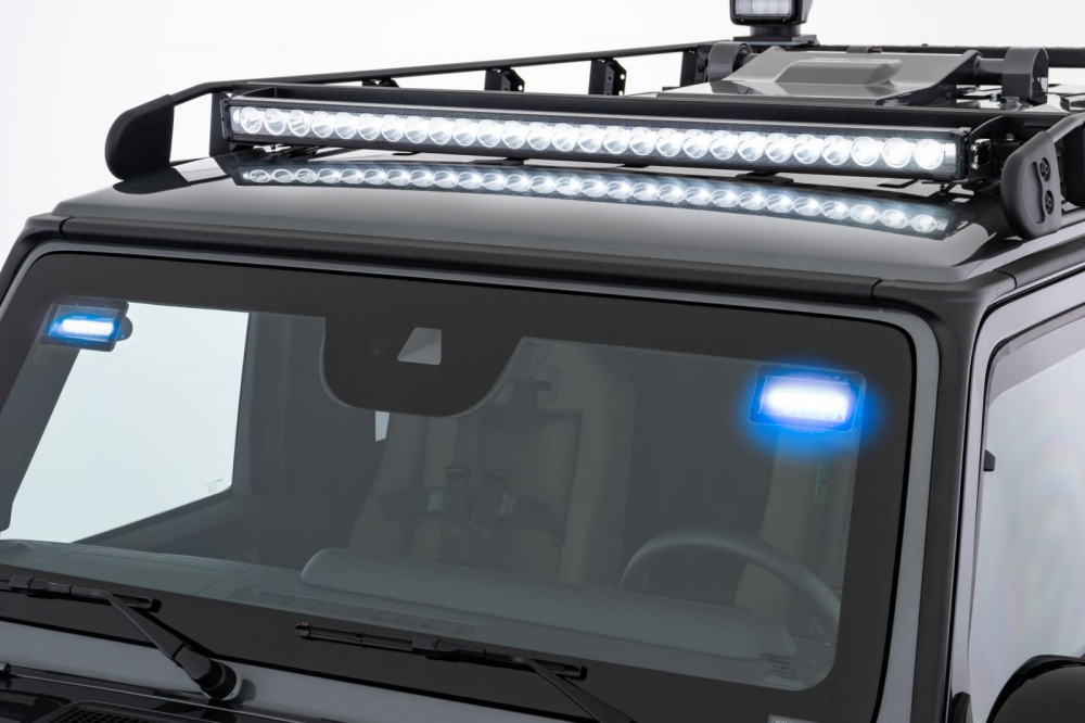 Đèn phụ trên nóc của Mercedes-Benz G-Class độ
