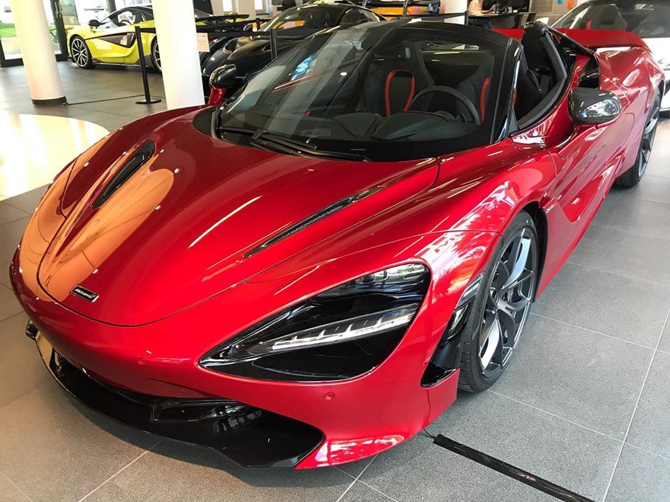 H&igrave;nh ảnh si&ecirc;u xe McLaren 720S Spider thứ 3 tại Việt Nam l&uacute;c c&ograve;n ở nước ngo&agrave;i 