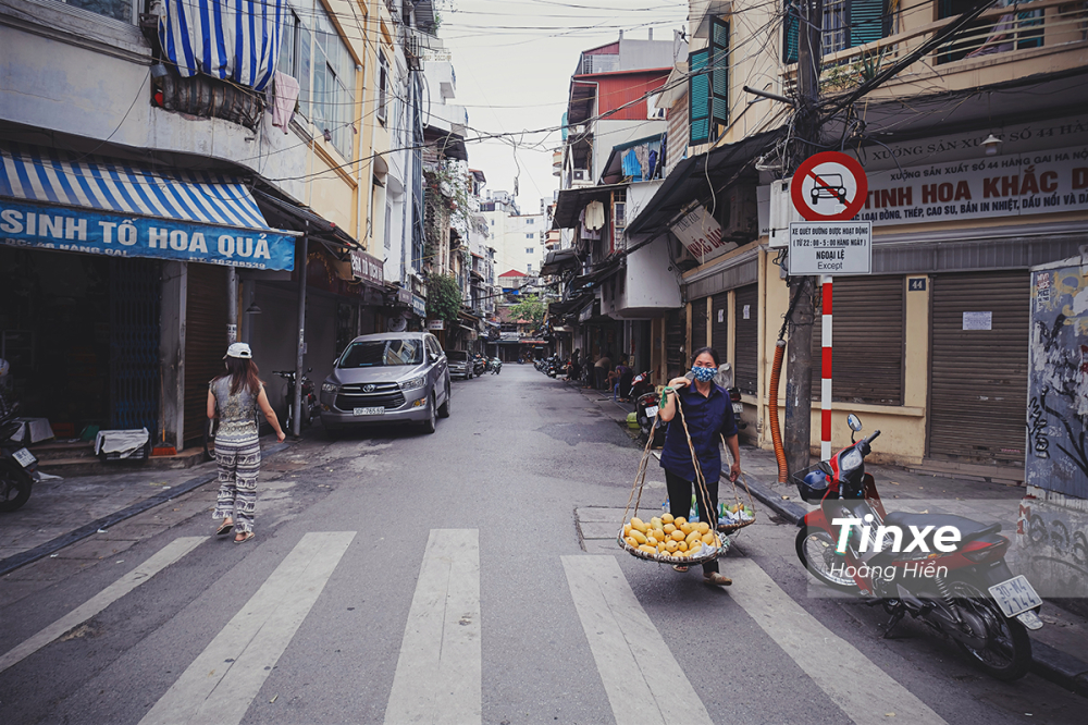 Nguyên nhân là bởi nhiều hàng quán đã phải đóng cửa, tạm dừng kinh doanh để phòng chống virus Covid-19.