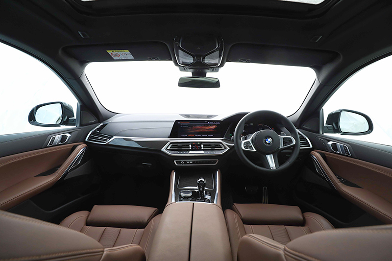 Nội thất của BMW X6 2020 tại Th&aacute;i Lan