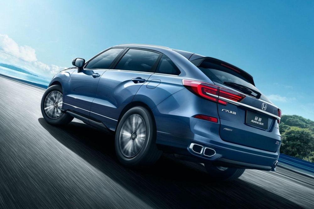 Ph&iacute;a sau của Honda Avancier 2020