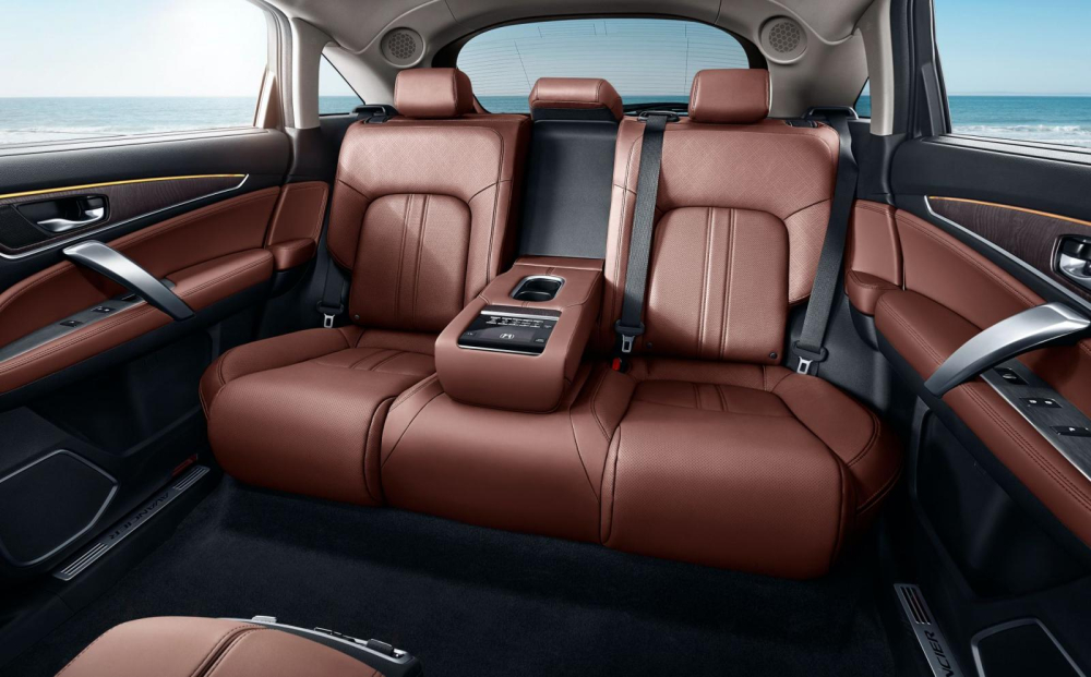 Bố cục h&agrave;ng ghế sau của&nbsp;Honda Avancier 2020