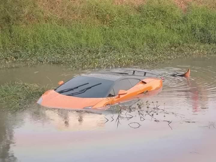 Si&ecirc;u xe Lamborghini Gallardo gặp nạn tại tỉnh Pathum Thani