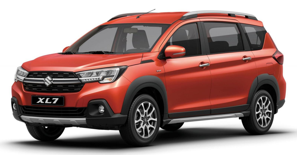 So với Suzuki Ertiga, Suzuki XL7 sở hữu ngoại thất khỏe khoắn, hầm hố hơn