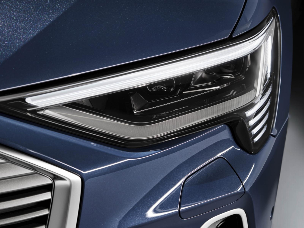 Đèn pha Matrix LED kỹ thuật số mới của Audi Đèn pha Matrix LED kỹ thuật số mới của Audi