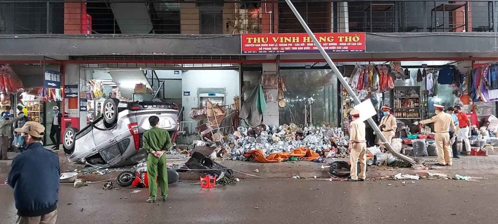 Rất may kh&ocirc;ng c&oacute; thương vong n&agrave;o về người.