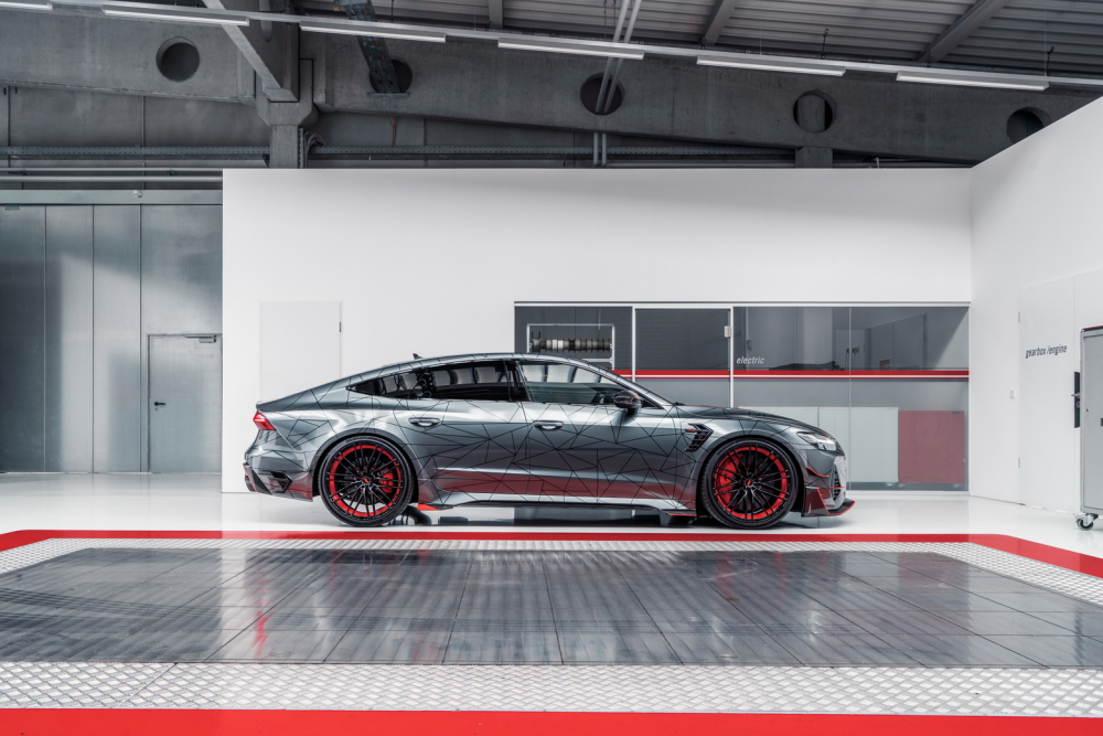 Ph&iacute;a sườn của Audi&nbsp;ABT RS7-R
