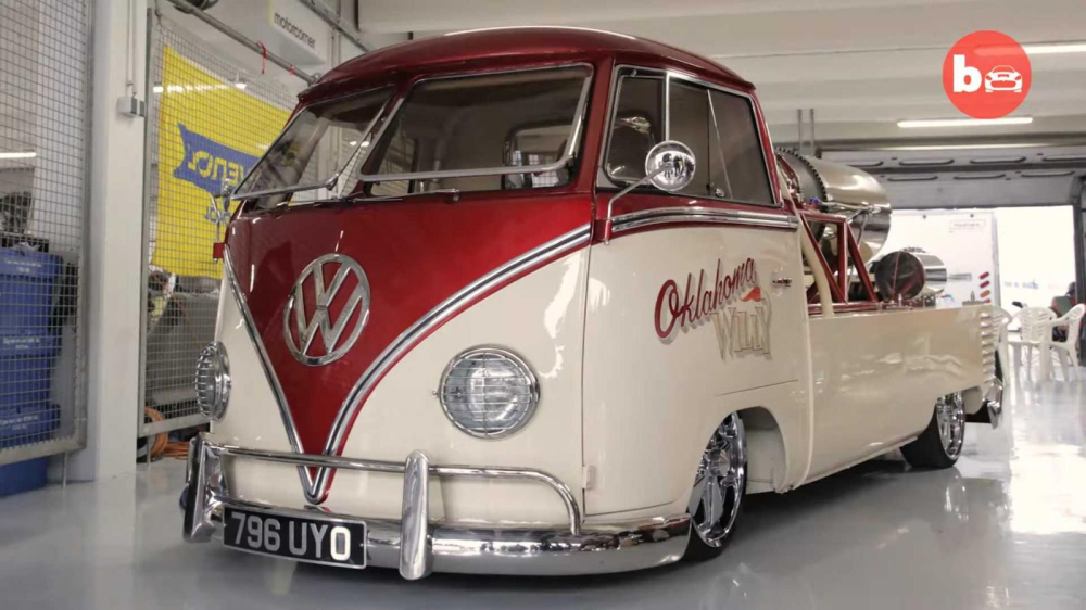 Chiếc Volkswagen Bus&nbsp;&ldquo;Oklahoma Willy&rdquo; 1958 kh&ocirc;ng c&oacute; nhiều sự thay đổi tr&ecirc;n vẻ ngo&agrave;i
