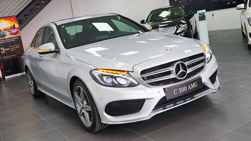 Những chiếc Mercedes-Benz được thanh l&yacute; chủ yếu l&agrave; xe trưng b&agrave;y v&agrave; xe chạy thử, c&oacute; đời sản xuất 2017 v&agrave; đăng k&yacute; 2019