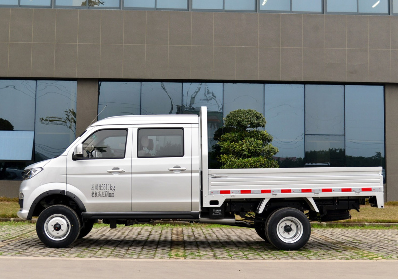 B&ecirc;n sườn của SRM T32S