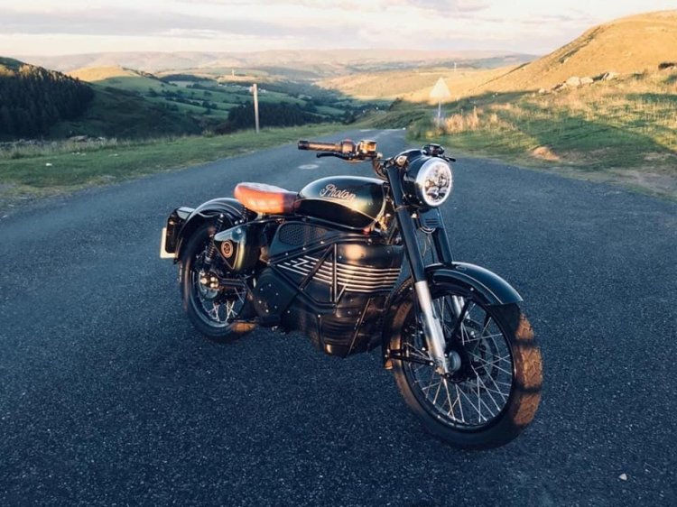 Royal Enfield Bullet Photon