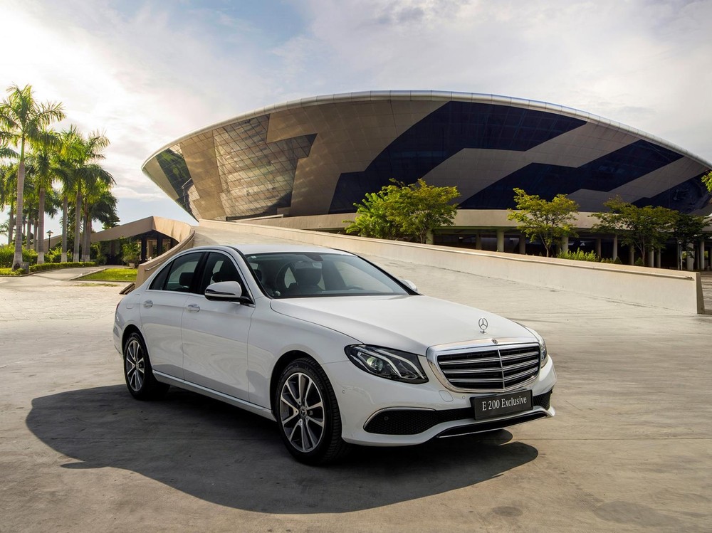 Giá xe Mercedes-Benz e 200 Exclusive 2020