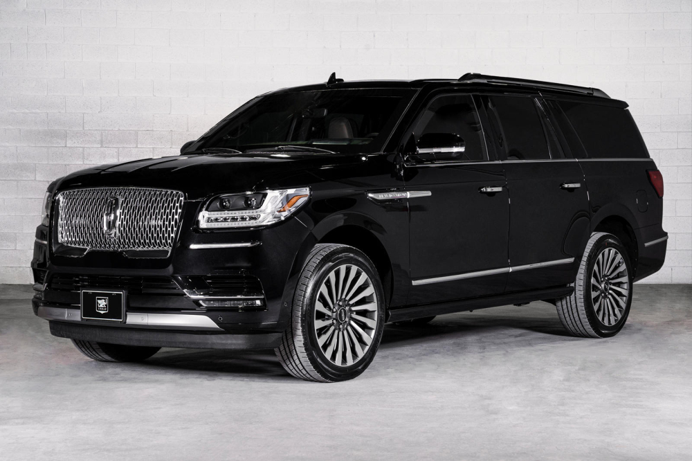 G&oacute;c nh&igrave;n to&agrave;n diện chiếc SUV bọc gi&aacute;p Inkas&nbsp;Lincoln Navigator L 2020