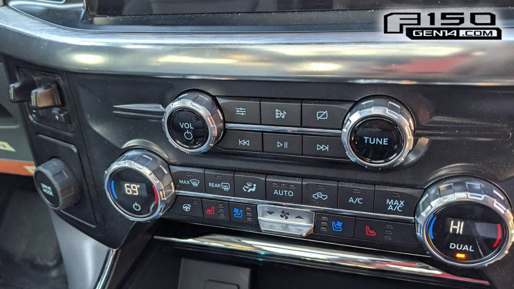 C&aacute;c n&uacute;t điều khiển mới của Ford F-150 2021