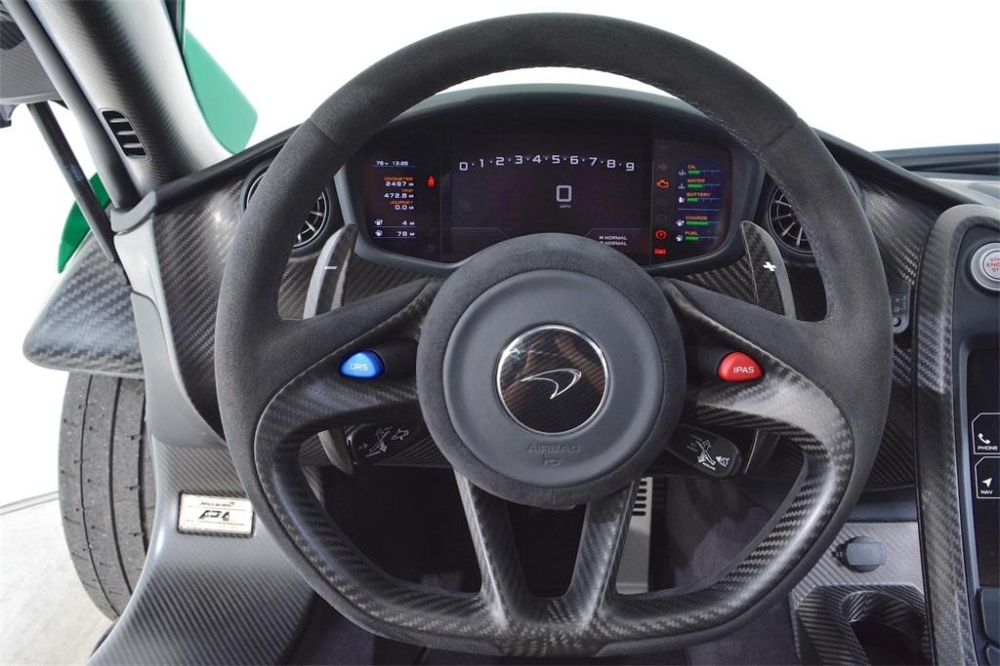 Tr&ecirc;n to&agrave;n thế giới chỉ c&oacute; 375 chiếc si&ecirc;u xe McLaren P1 được sản xuất. Mỗi chiếc xe đều được đ&aacute;nh số thứ tự cụ thể.