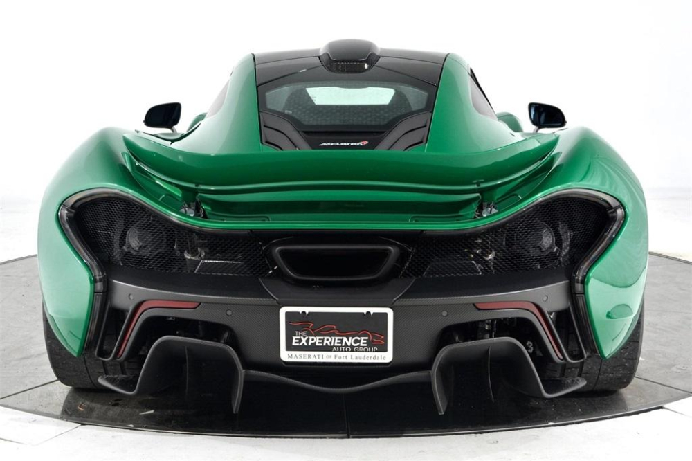 Gi&aacute; th&aacute;ch cưới n&agrave;y được cho kh&aacute; hời so với những con số 1,6 hay 2,1 triệu đ&ocirc; la m&agrave; c&aacute;c xe McLaren P1 kh&aacute;c từng rao b&aacute;n.