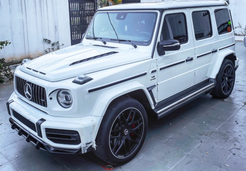 Doanh nh&acirc;n Đ&agrave; Lạt độ body kit carbon của TopCar cho Mercedes-AMG G63 đời mới