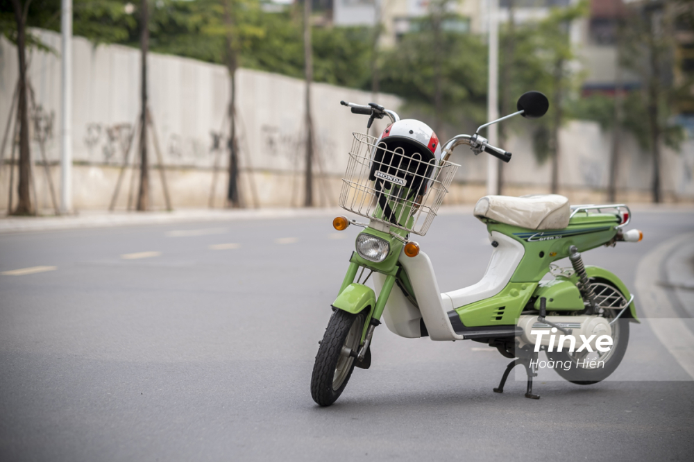 Honda Caren - một mẫu scooter dễ thương được sản xuất từ những năm 1980.