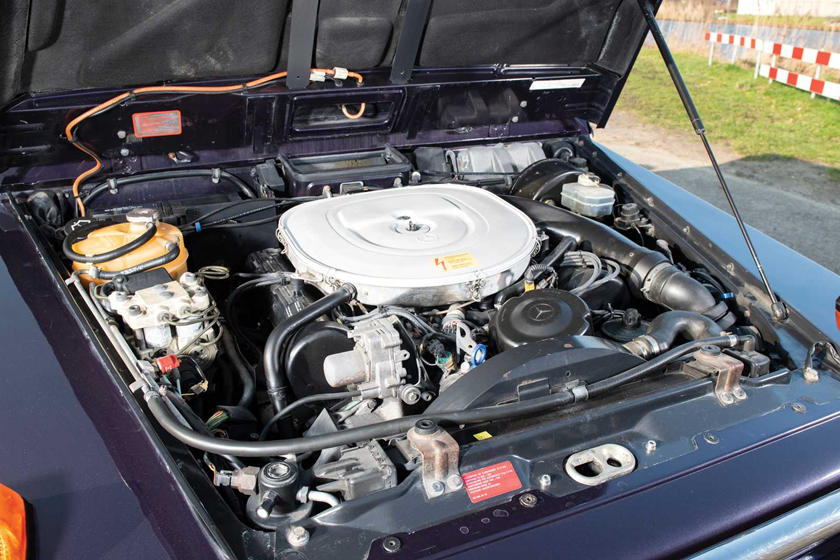 Xe c&oacute; trang bị động cơ V8 dung t&iacute;ch 5.0 l&iacute;t