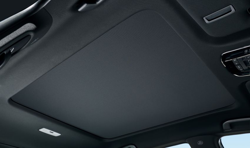 Cửa sổ trời toàn cảnh của Toyota Harrier 2020 có thể thay đổi đục - trong Cửa sổ trời toàn cảnh của Toyota Harrier 2020 có thể thay đổi đục - trong