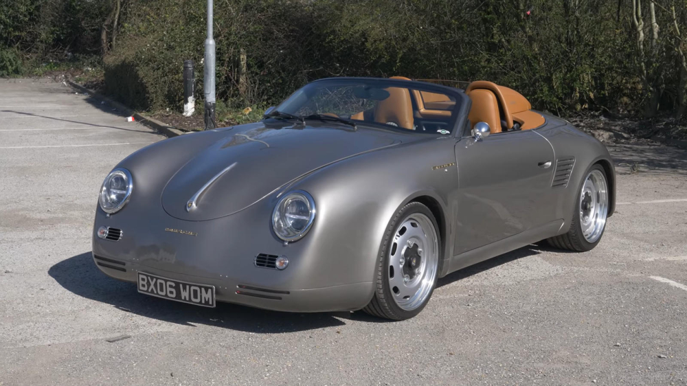 Nếu kh&ocirc;ng ai th&igrave; chắc kh&ocirc;ng ai c&oacute; thể biết chiếc&nbsp;356 Speedster n&agrave;y vốn l&agrave;&nbsp;Porsche Boxster