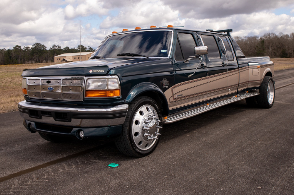 Ford F-350 Centurion 1997 là một chiếc bán tải to lớn độc nhất trên đời