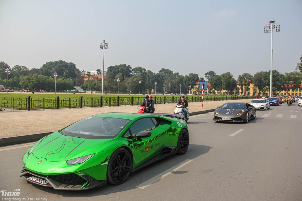 Siêu xe Lamborghini Huracan LP610-4 độ Mansory lúc còn mang biển tứ quý 8 và dẫn đoàn trong hành trình Car & Passion 2018