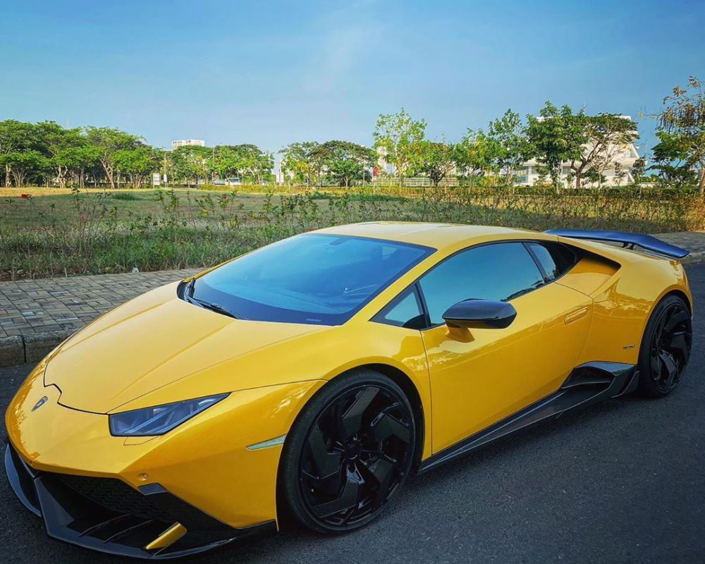 Đây là bộ áo nguyên bản của chiếc siêu xe Lamborghini Huracan LP610-4 độ Mansory độc nhất vô nhị tại Việt Nam