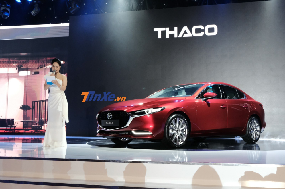 Khuyết thiếu khuyến mãi hấp dẫn trong tháng 3, doanh số Mazda3 giảm mạnh, không còn giữ được vị trí số 1 phân khúc mà tụt về hạng 2
