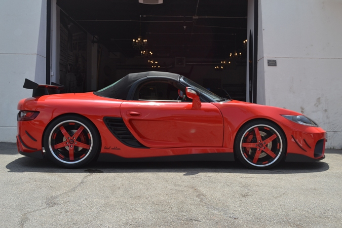 Nh&igrave;n tổng quan, kh&oacute; ai nhận ra đ&acirc;y l&agrave; một chiếc Porsche Boxster 1997