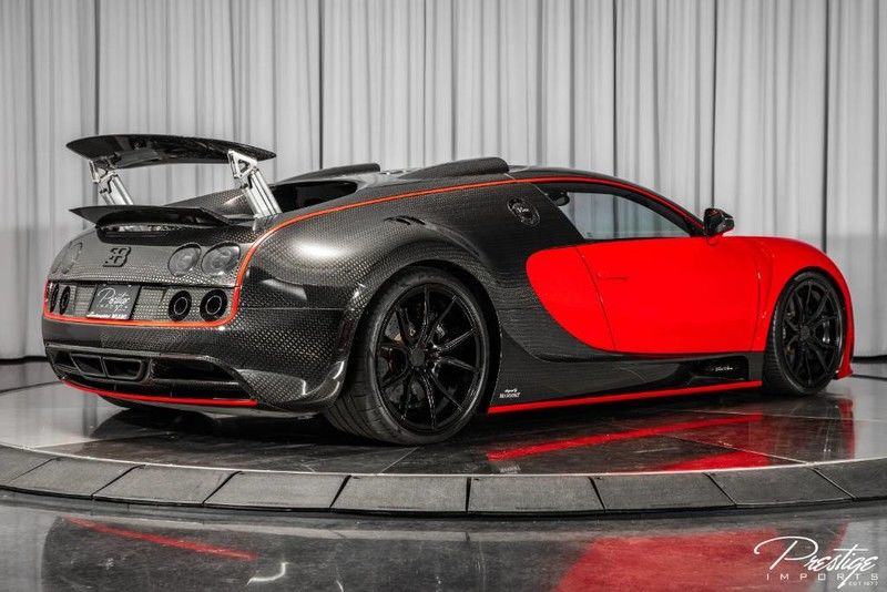 Được biết, chiếc Bugatti Veyron Mansory Linea Vivere đang rao bán với mức giá 32,8 tỷ đồng là chiếc Bugatti Veyron duy nhất trên thế giới sử dụng hệ dẫn động cầu sau. Được biết, chiếc Bugatti Veyron Mansory Linea Vivere đang rao bán với mức giá 32,8 tỷ đồng là chiếc Bugatti Veyron duy nhất trên thế giới sử dụng hệ dẫn động cầu sau.