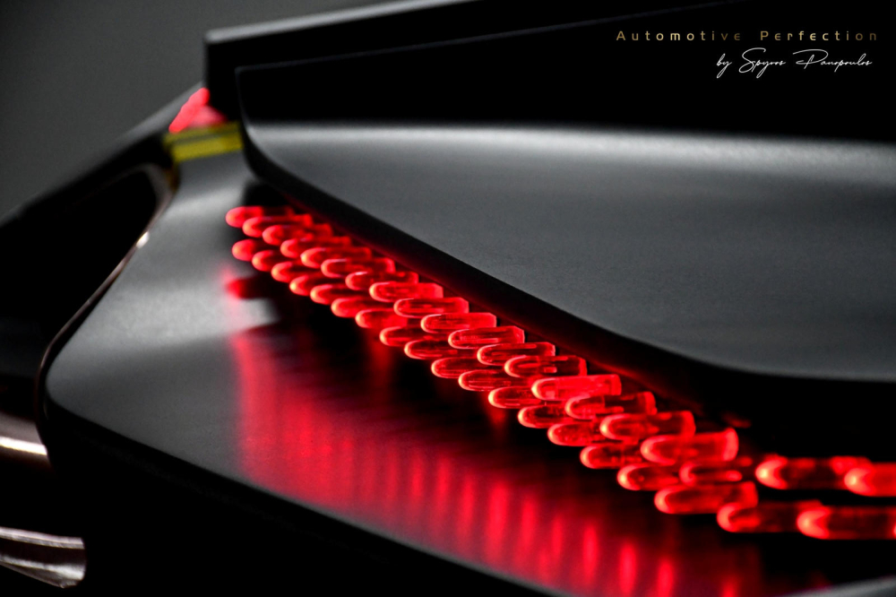 Cận cảnh d&agrave;i đ&egrave;n hậu LED ma trận in 3D của Chaos