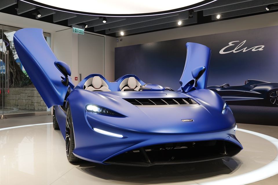 Chiếc McLaren Elva trong sự kiện ra mắt tại Hồng K&ocirc;ng